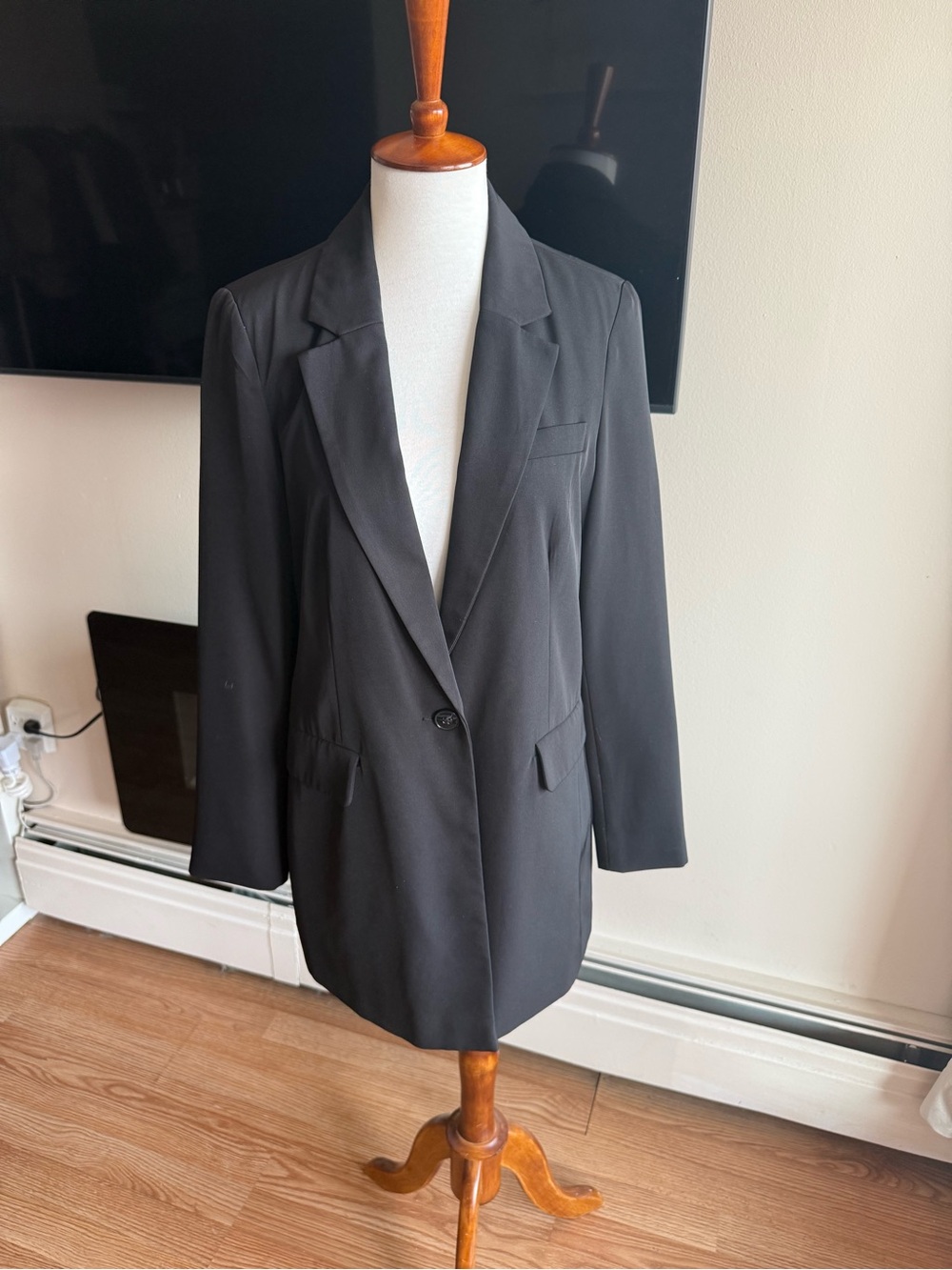 Classic Black Women's Blazer Jacket - Tailored Single-Button Style
